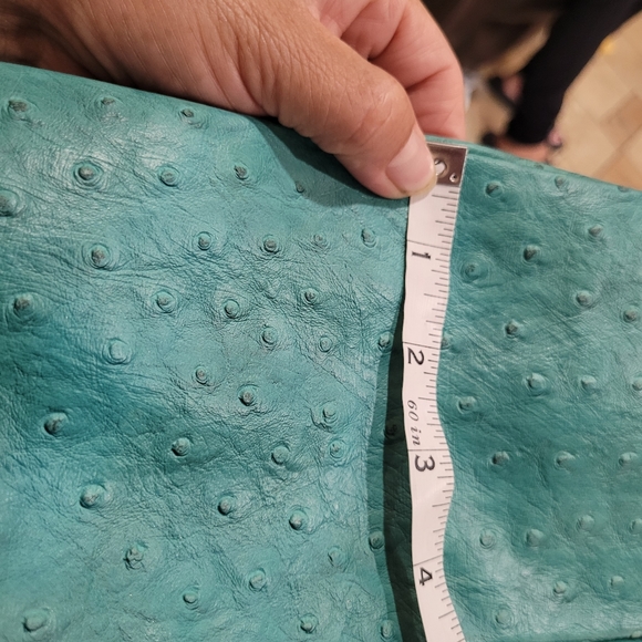 Marc by Marc jacobs ostrich embossed emerald purse - Picture 3 of 15